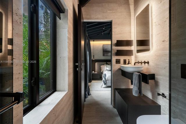 3522 William Avenue, Miami, FL 33133