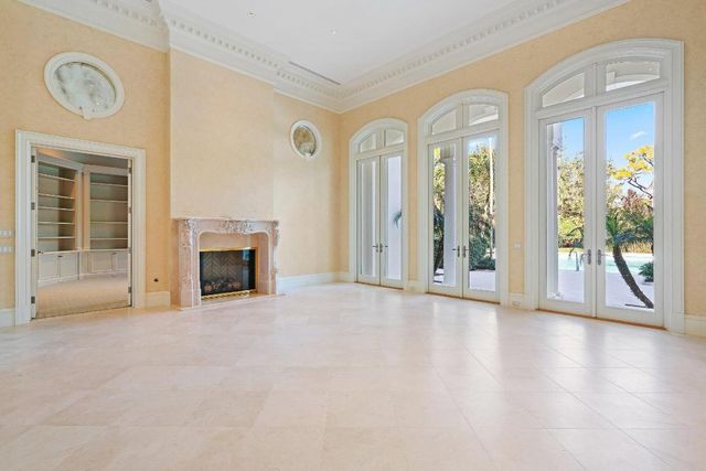 124 Bears Club Drive, Jupiter, FL 33477