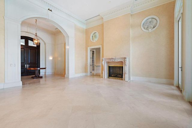 124 Bears Club Drive, Jupiter, FL 33477