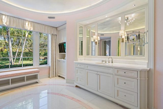 124 Bears Club Drive, Jupiter, FL 33477