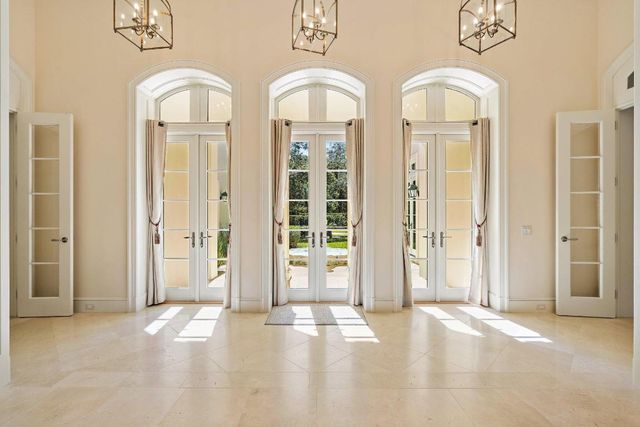 124 Bears Club Drive, Jupiter, FL 33477