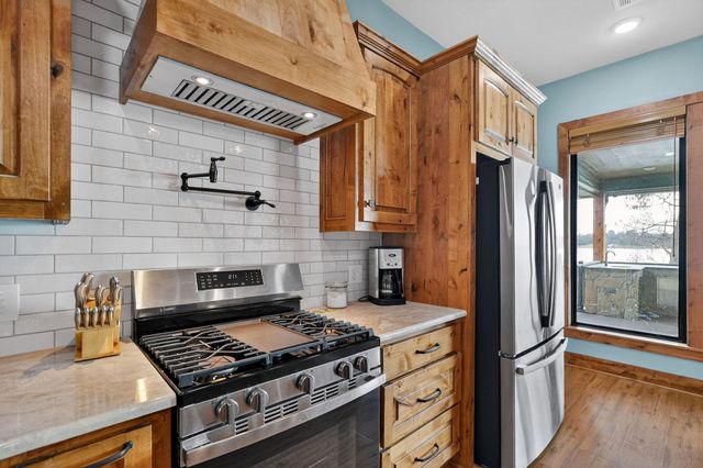 12192 Riley Green Road, Franklin, TX 77856