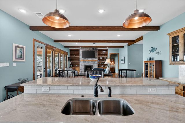 12192 Riley Green Road, Franklin, TX 77856