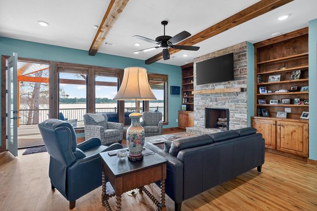 12192 Riley Green Road, Franklin, TX 77856