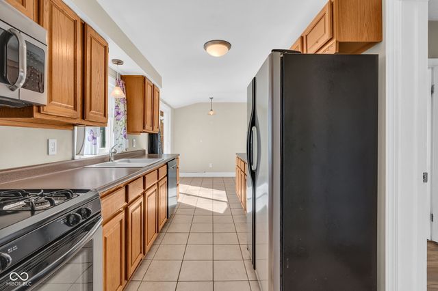 6167 N County Road 100 E, Pittsboro, IN 46167