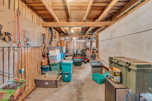 6167 N County Road 100 E, Pittsboro, IN 46167