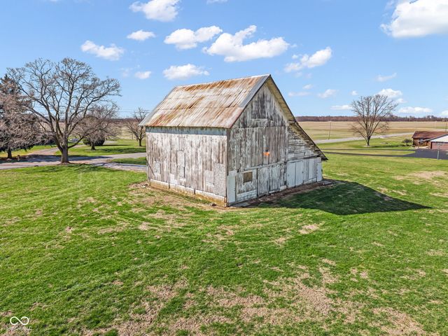 6167 N County Road 100 E, Pittsboro, IN 46167