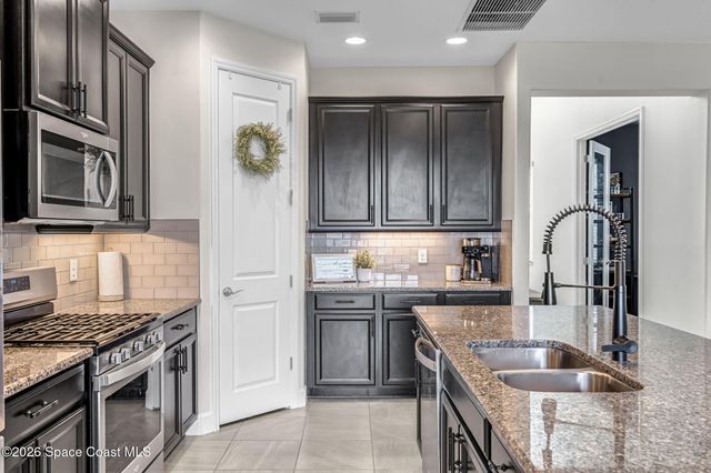 3104 Hummingbird Way, Melbourne, FL 32940