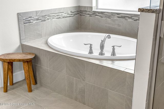 3104 Hummingbird Way, Melbourne, FL 32940