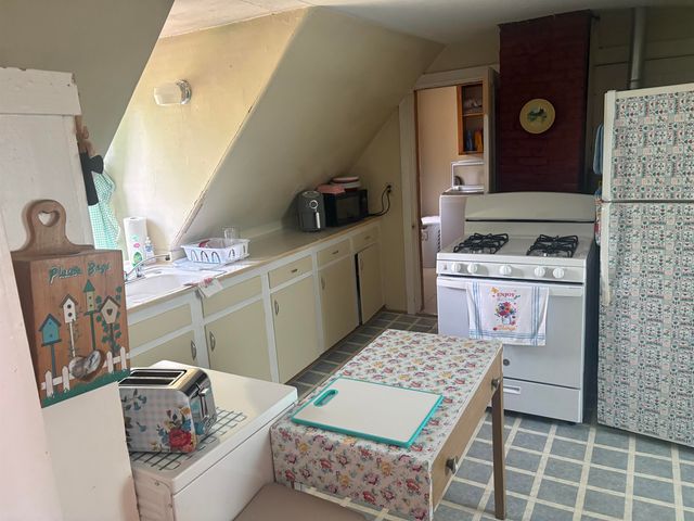 170 South Main Street, Newport, NH 03773