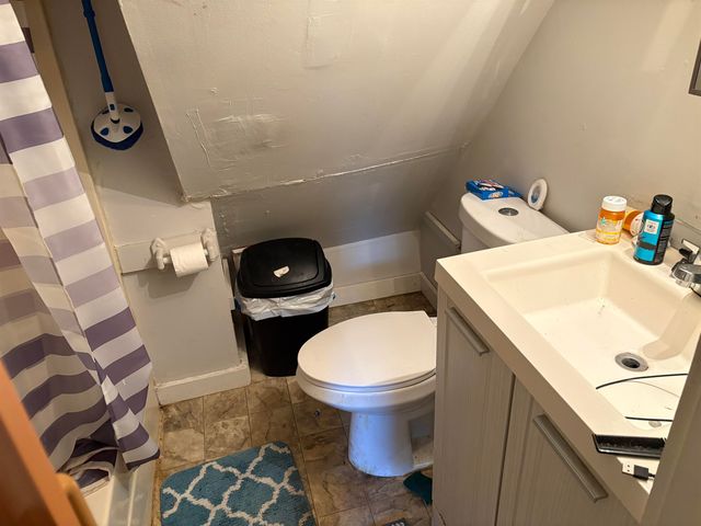 170 South Main Street, Newport, NH 03773