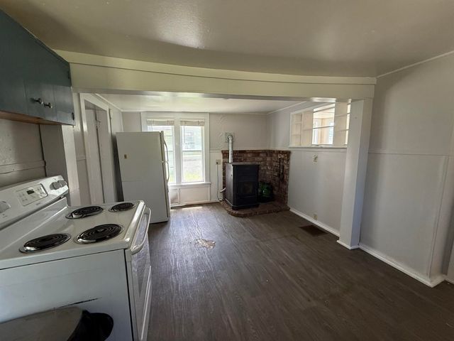 170 South Main Street, Newport, NH 03773