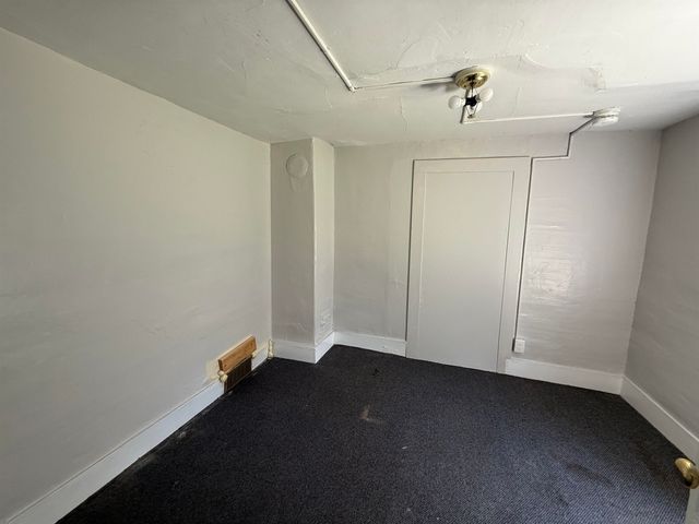 170 South Main Street, Newport, NH 03773