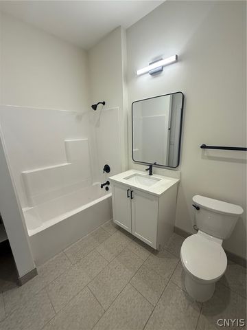 1117 West Fayette Street 117, Syracuse, NY 13204