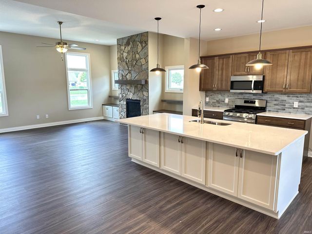 1480 Monte Carlo Drive, Huntertown, IN 46748