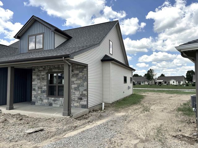 1480 Monte Carlo Drive, Huntertown, IN 46748