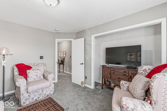 2603 Santaro Court, Indianapolis, IN 46217