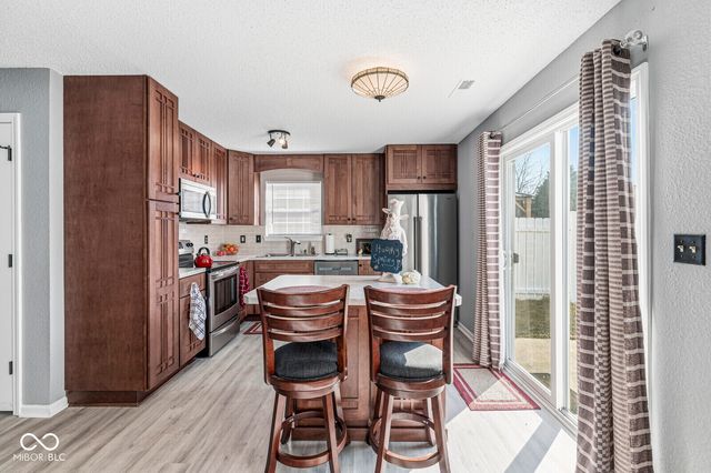 2603 Santaro Court, Indianapolis, IN 46217