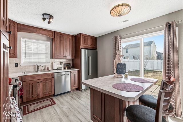 2603 Santaro Court, Indianapolis, IN 46217