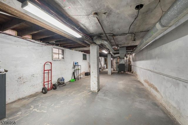 107 Randolph Ave, Jersey City, NJ 07305