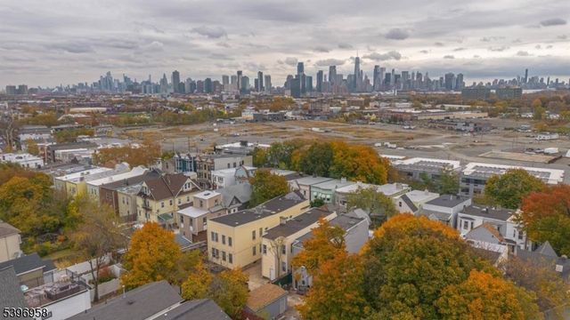 107 Randolph Ave, Jersey City, NJ 07305