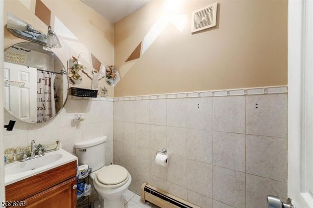 107 Randolph Ave, Jersey City, NJ 07305