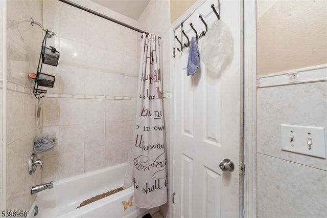 107 Randolph Ave, Jersey City, NJ 07305