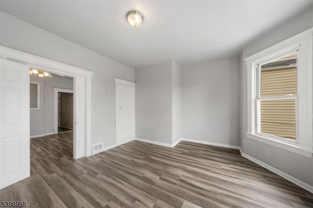 107 Randolph Ave, Jersey City, NJ 07305