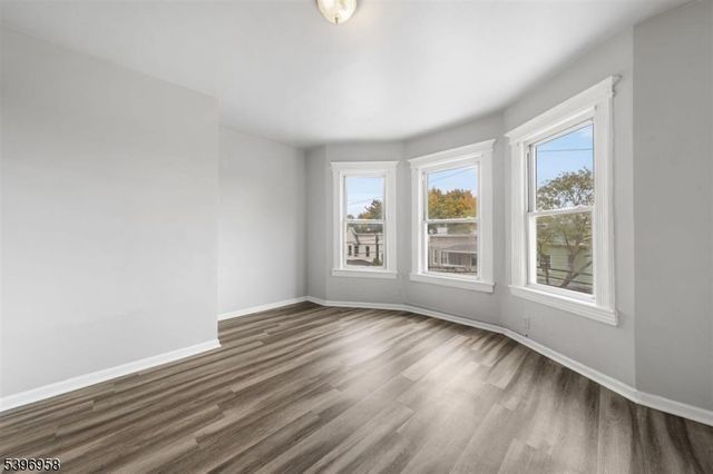 107 Randolph Ave, Jersey City, NJ 07305