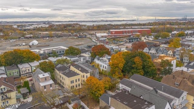 107 Randolph Ave, Jersey City, NJ 07305