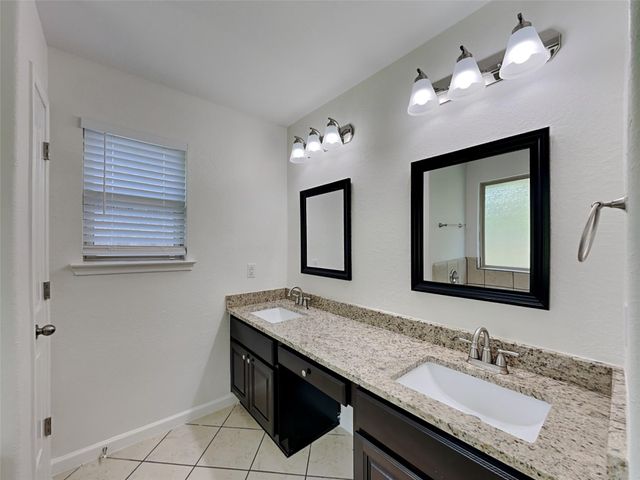 232 Country Crossing Circle, Magnolia, TX 77354