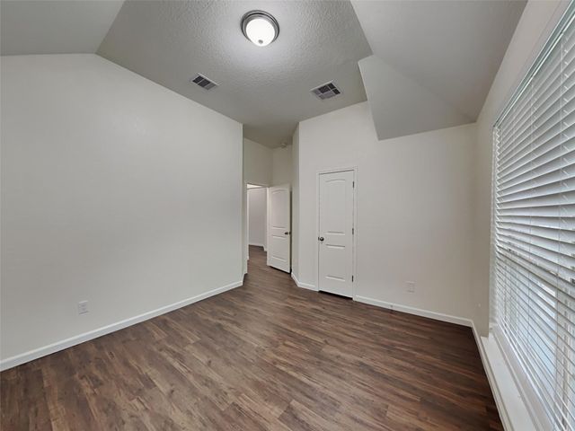 232 Country Crossing Circle, Magnolia, TX 77354