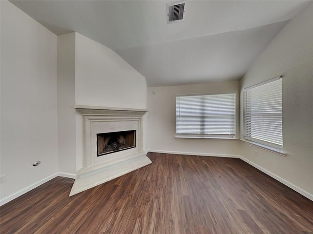 232 Country Crossing Circle, Magnolia, TX 77354