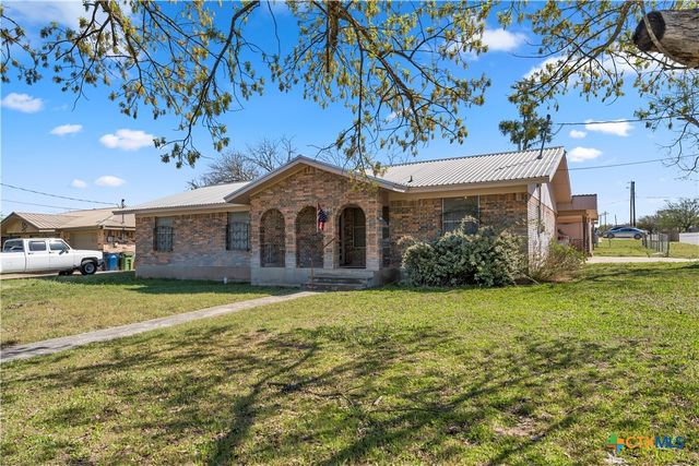 901 N Hill Street, Burnet, TX 78611