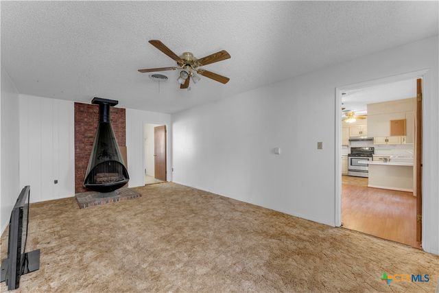 901 N Hill Street, Burnet, TX 78611