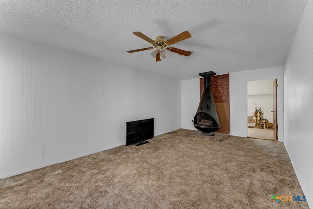 901 N Hill Street, Burnet, TX 78611