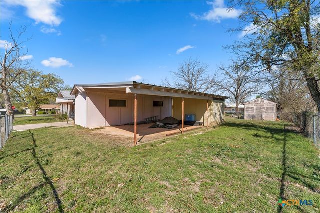 901 N Hill Street, Burnet, TX 78611
