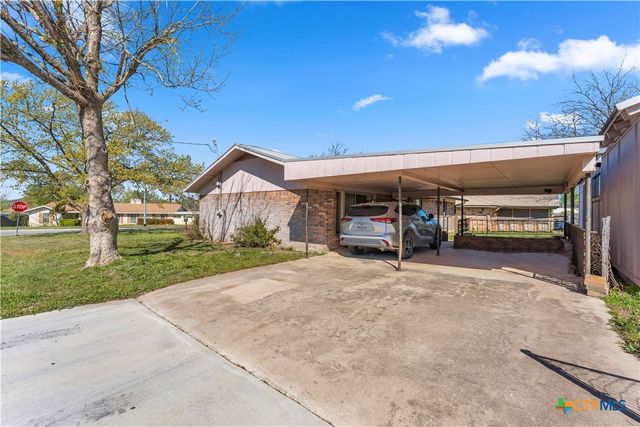 901 N Hill Street, Burnet, TX 78611