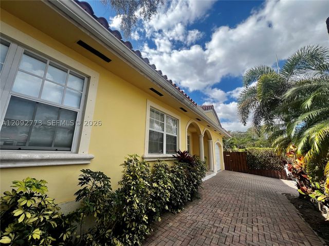 2301 SW 22nd Ave, Miami, FL 33145