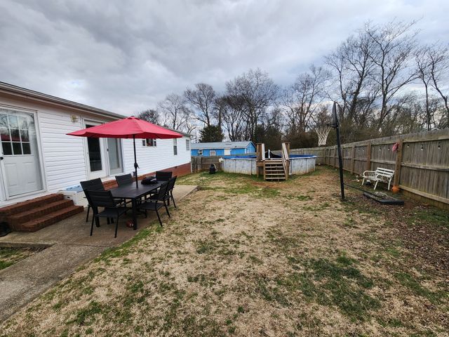 1110 Hunt St, Winchester, TN 37398