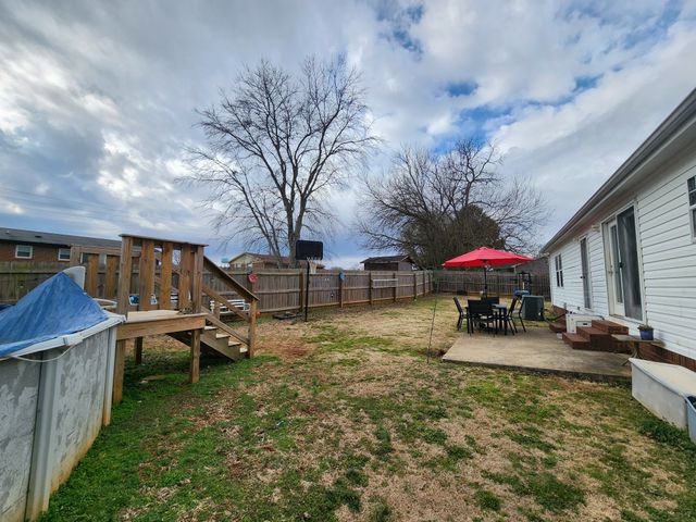 1110 Hunt St, Winchester, TN 37398