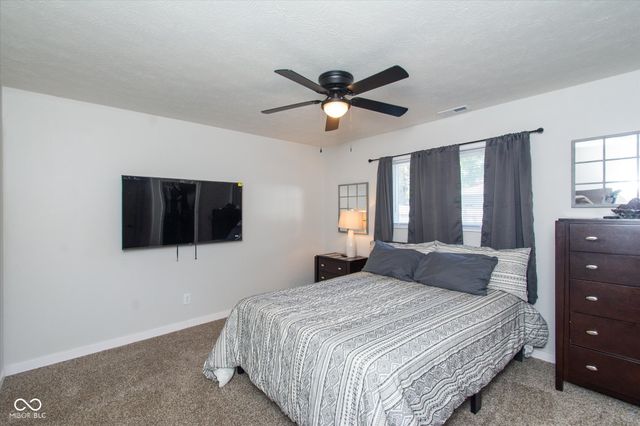 5035 Rosslyn Avenue, Indianapolis, IN 46205