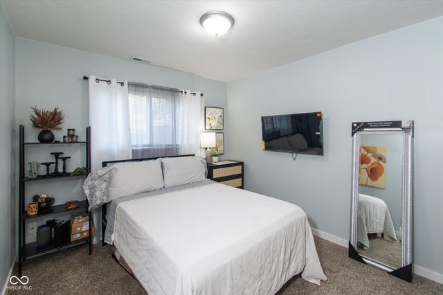 5035 Rosslyn Avenue, Indianapolis, IN 46205
