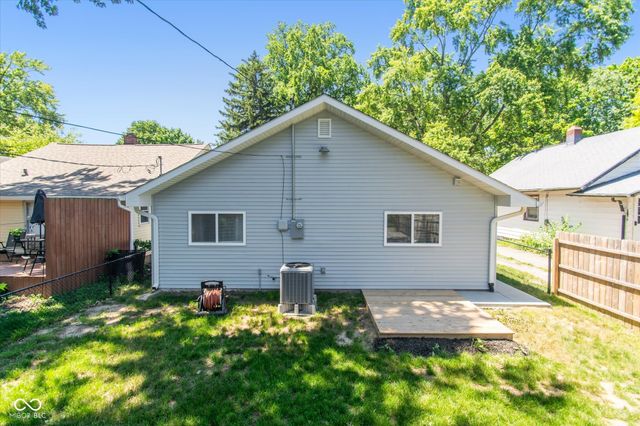 5035 Rosslyn Avenue, Indianapolis, IN 46205