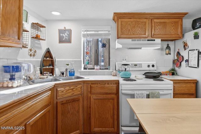 580 NV-88, Gardnerville, NV 89460