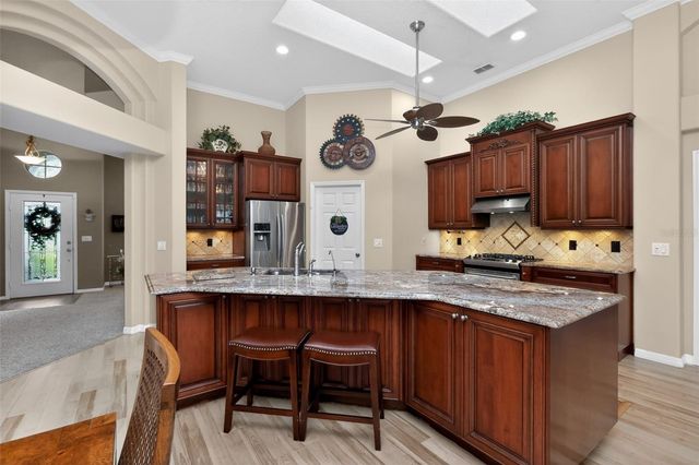 11717 DERBYSHIRE DRIVE, Tampa, FL 33626