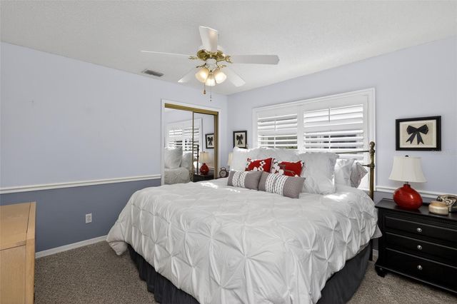 11717 DERBYSHIRE DRIVE, Tampa, FL 33626