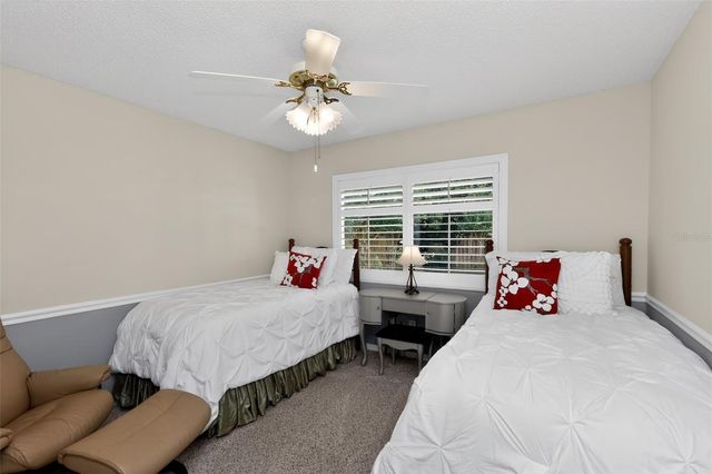 11717 DERBYSHIRE DRIVE, Tampa, FL 33626