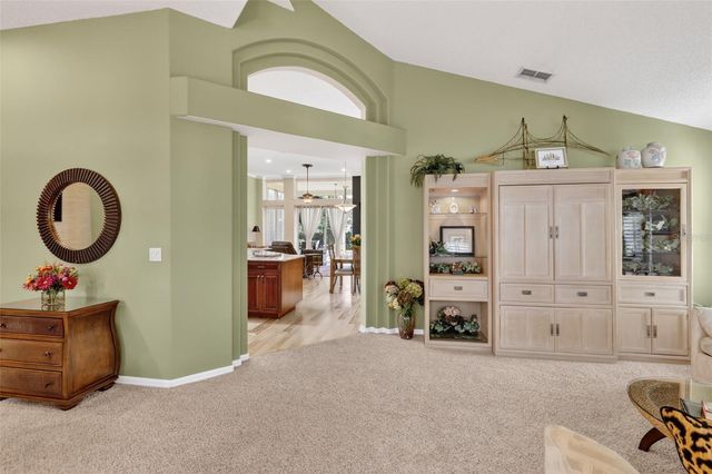 11717 DERBYSHIRE DRIVE, Tampa, FL 33626