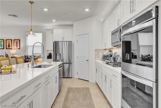 1583 Pacific Baza Street, Las Vegas, NV 89138